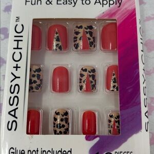 🔴5/25 Fashion Nails Fun Easy To Apply